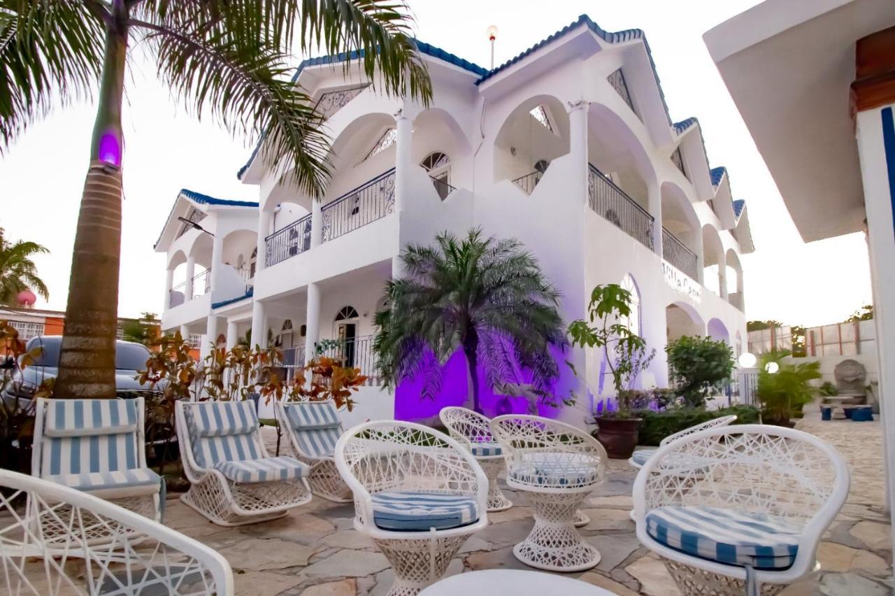 Hotel Villa Capri Boca Chica Buitenkant foto