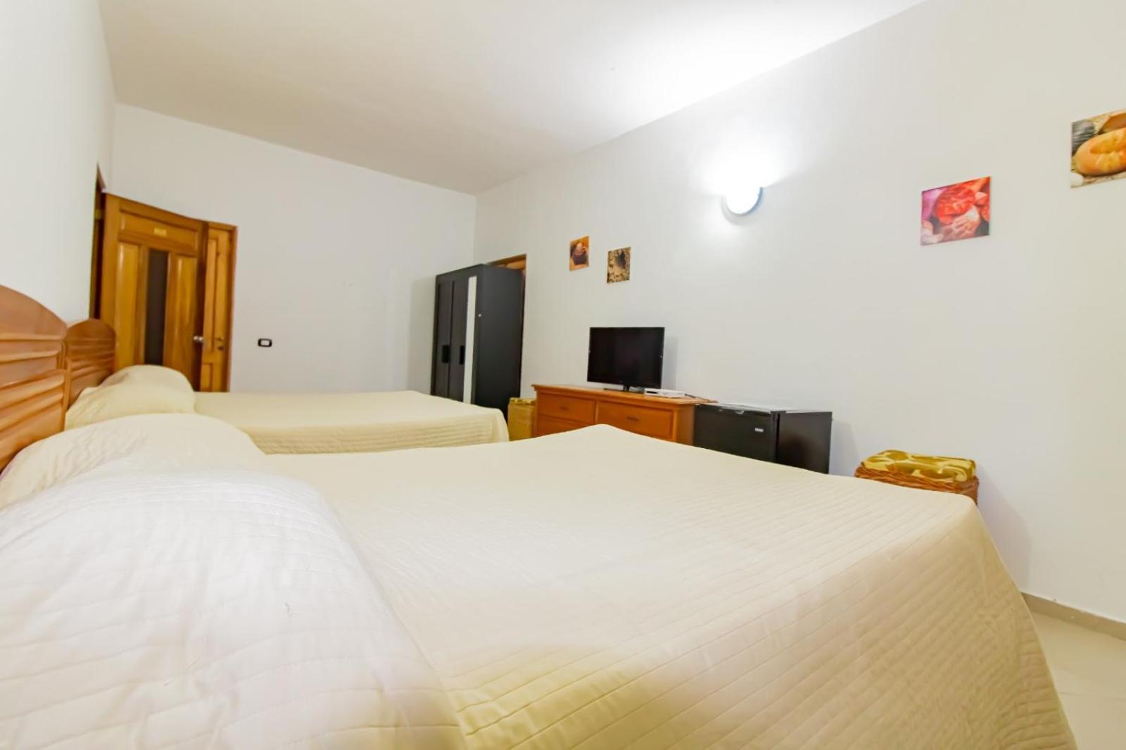 Hotel Villa Capri Boca Chica Buitenkant foto